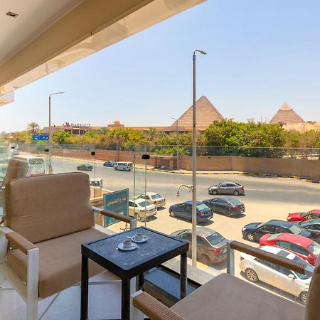 Gaia Pyramids Hotel Kafret el-Gabal エクステリア 写真