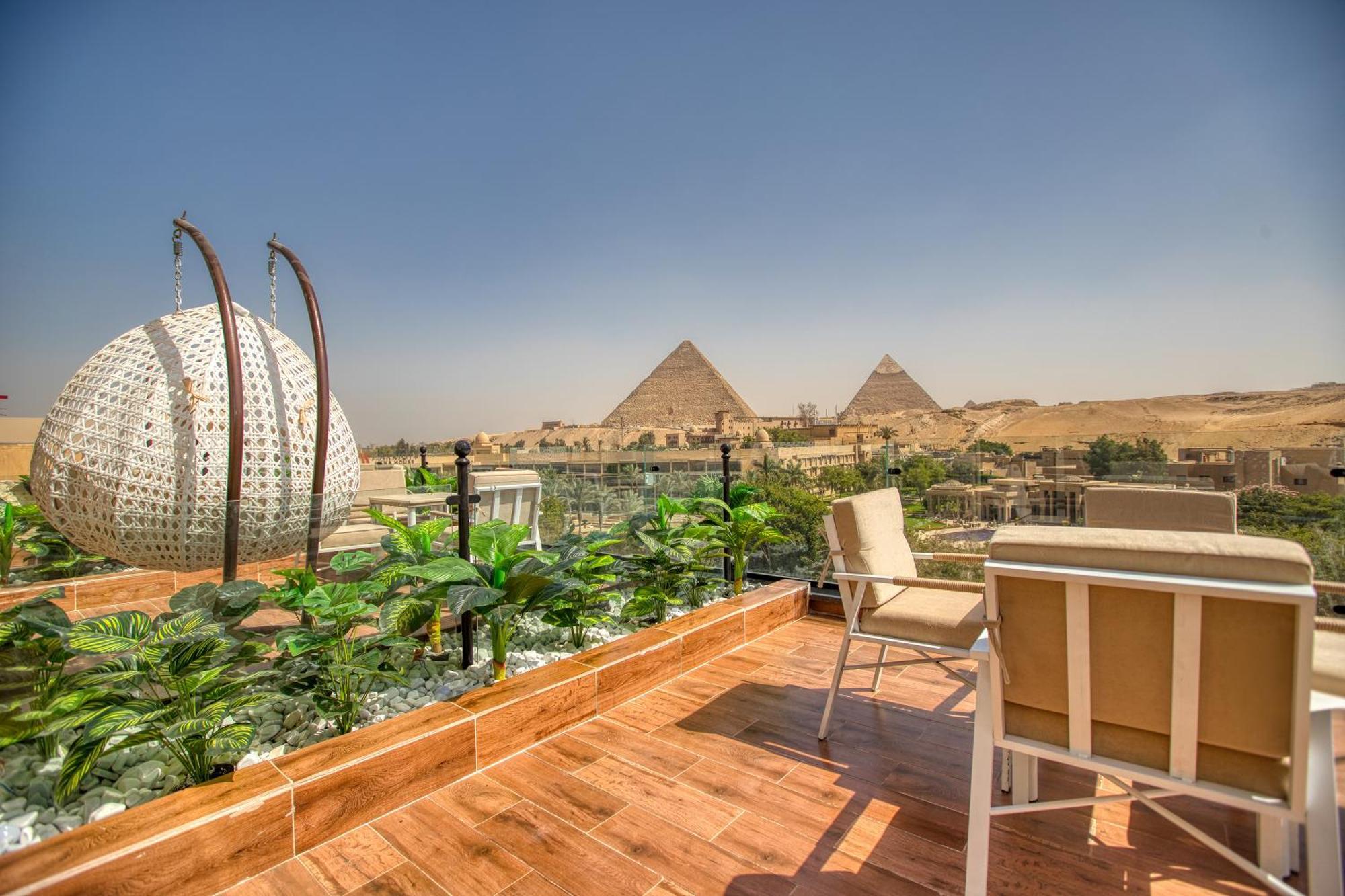Gaia Pyramids Hotel Kafret el-Gabal エクステリア 写真