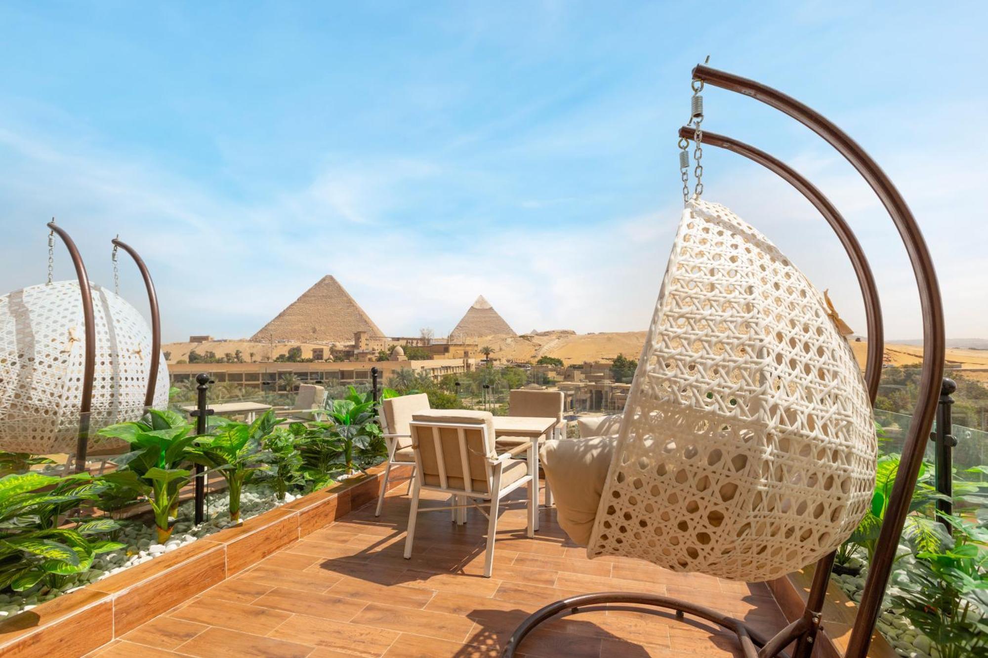 Gaia Pyramids Hotel Kafret el-Gabal エクステリア 写真