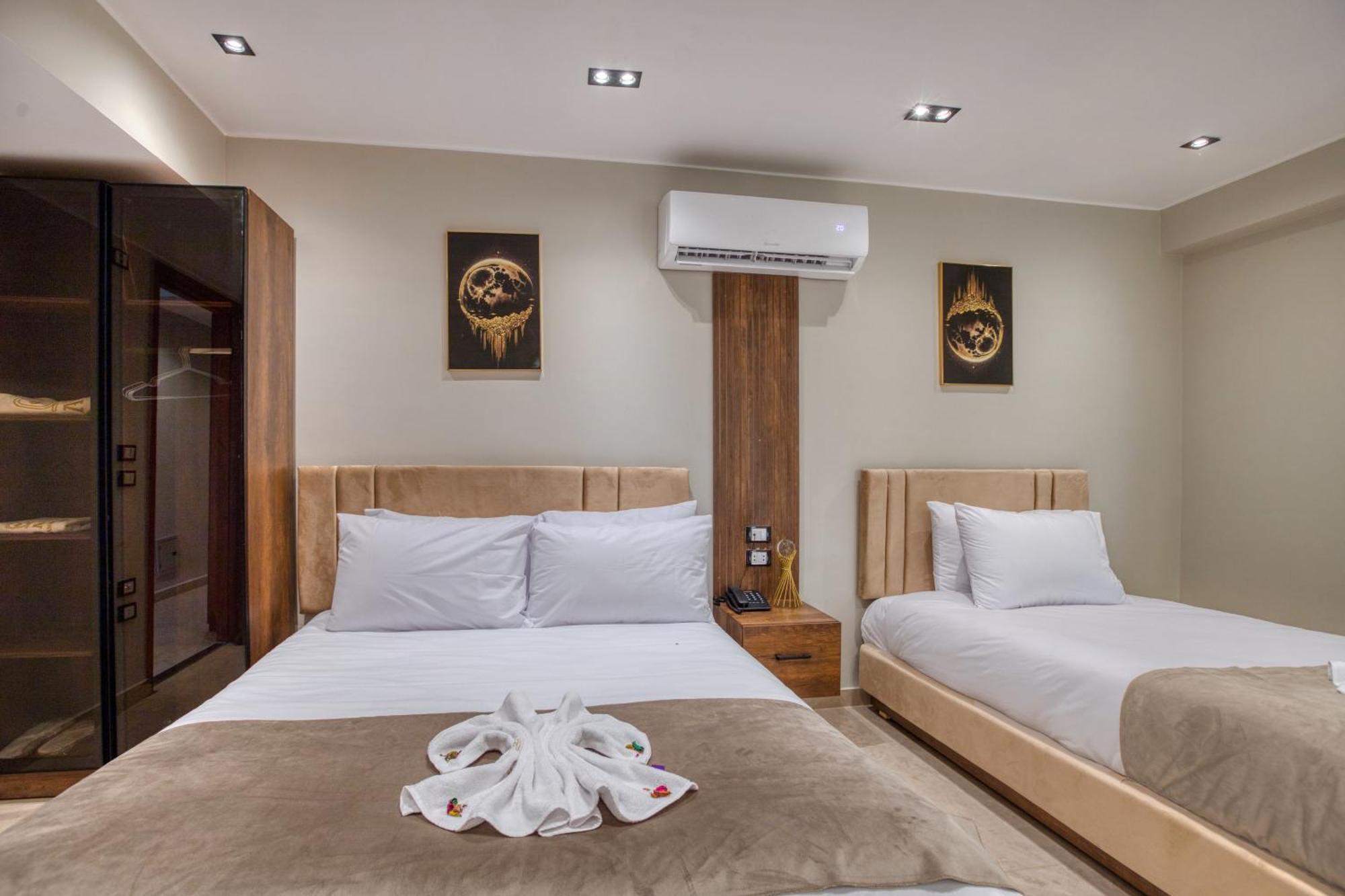 Gaia Pyramids Hotel Kafret el-Gabal エクステリア 写真